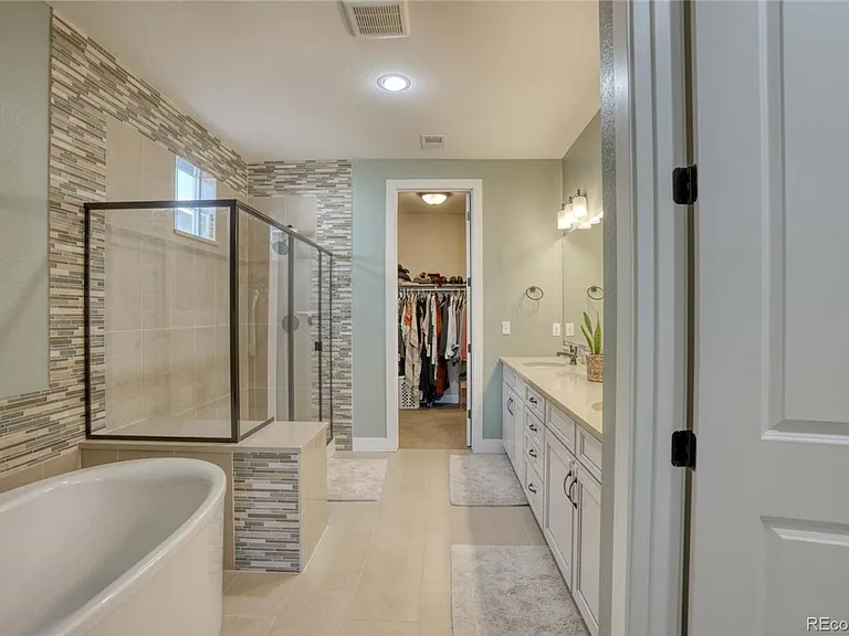 13700 Raritan Dr — Photo 19