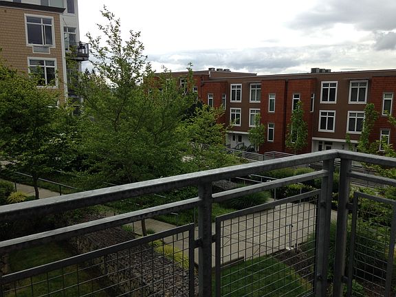 5th image of 180 Harbor Sq Loop NE Unit B215