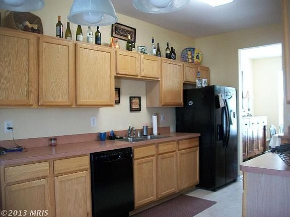 3rd image of 6800 Baldwin Ct