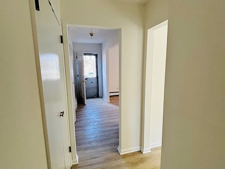 21 Anstice St — Photo 8