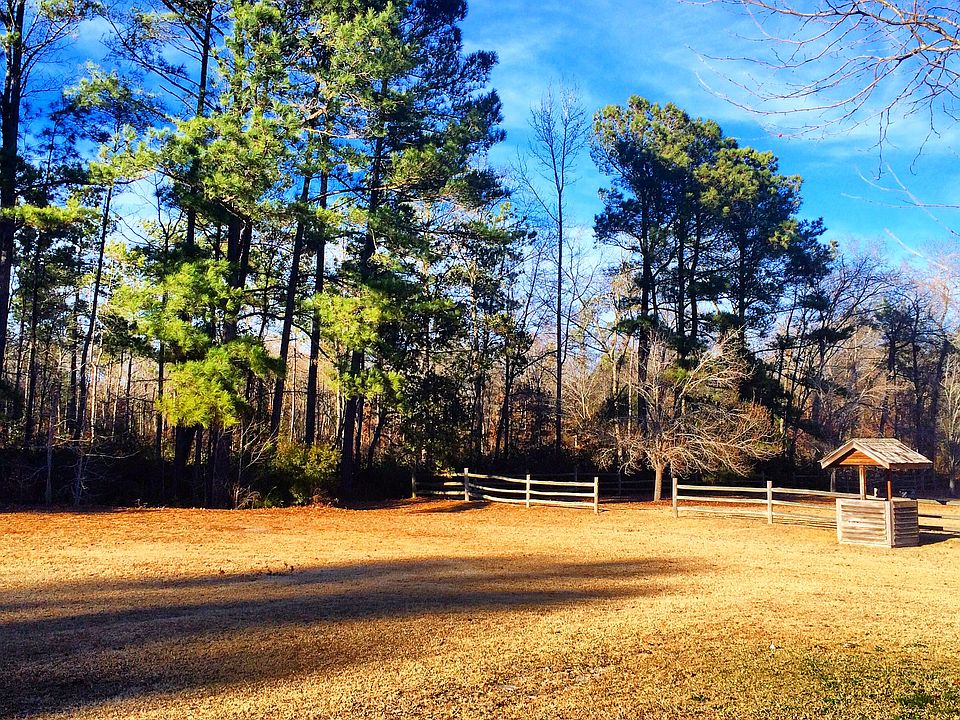 204 Glenwood Dr Elizabethtown, NC Zillow