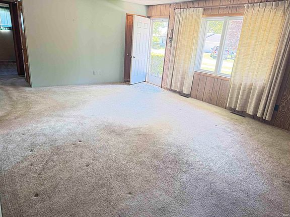 4th image of 505 Albert St