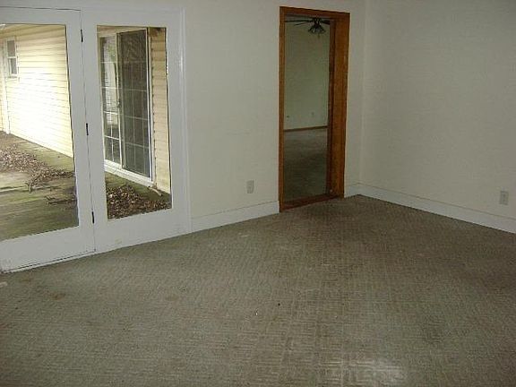 2nd image of 4511 Williamsport Dr