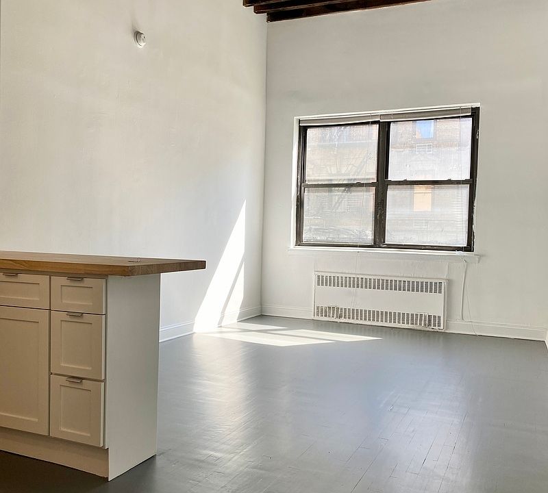 1st image of 239 E 77th St APT 3a