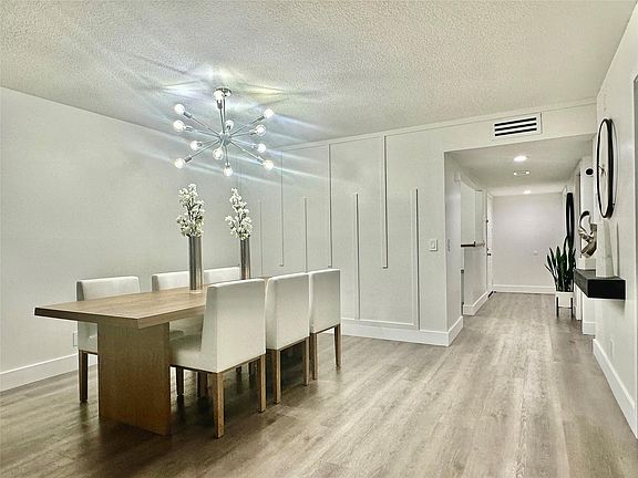 3rd image of 342 Lakeview Drive #104