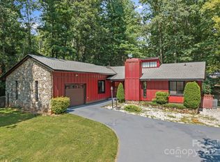 18 Saint Andrews Rd, Arden, NC 28704