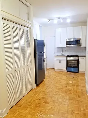 Rented by City Connections Realty | media 3