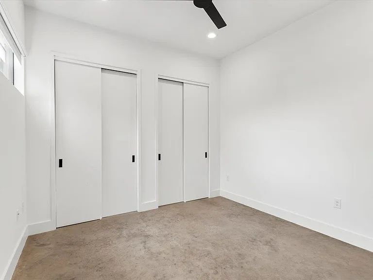 301 Woodward St #B — Photo 24