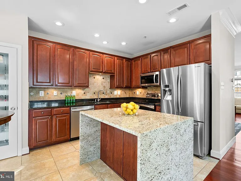 7592 Cherrybark Oak Ln #186 — Photo 13