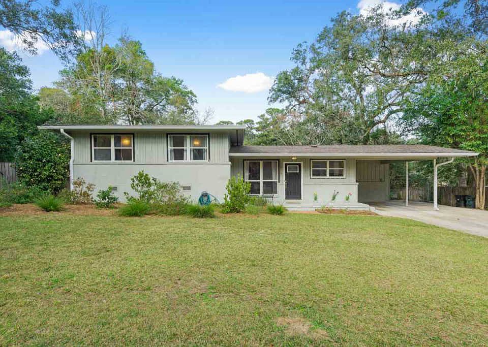1st image of 1004 Gardenia Dr
