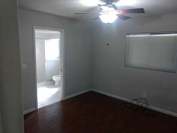4th image of 3322 SW 7th Pl