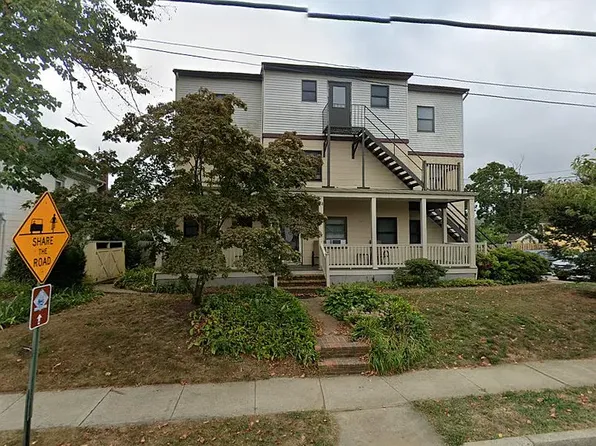 89 Center Ave APT 3B, Atlantic Highlands, NJ 07716
