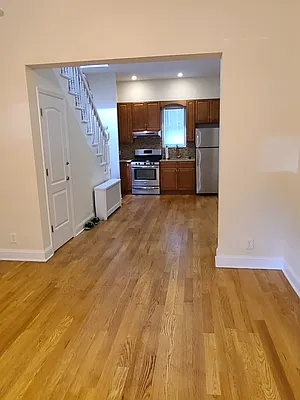 Rented by Astoria Park Realty Group Inc | media 3