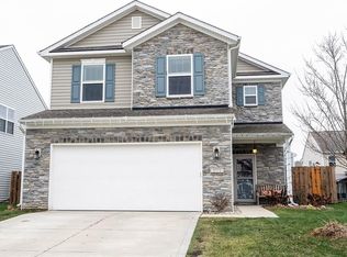 5771 Open Fields Dr, Whitestown, IN 46075