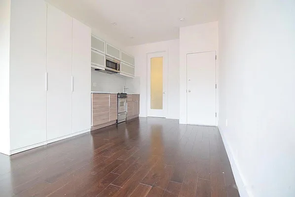 Rented by J Misrahi Realty Corp | media 24