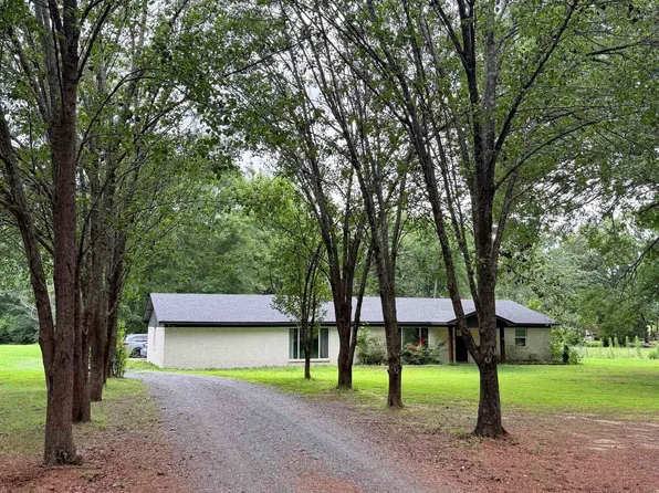 27 Pine Valley Rd, Bigelow, AR 72016