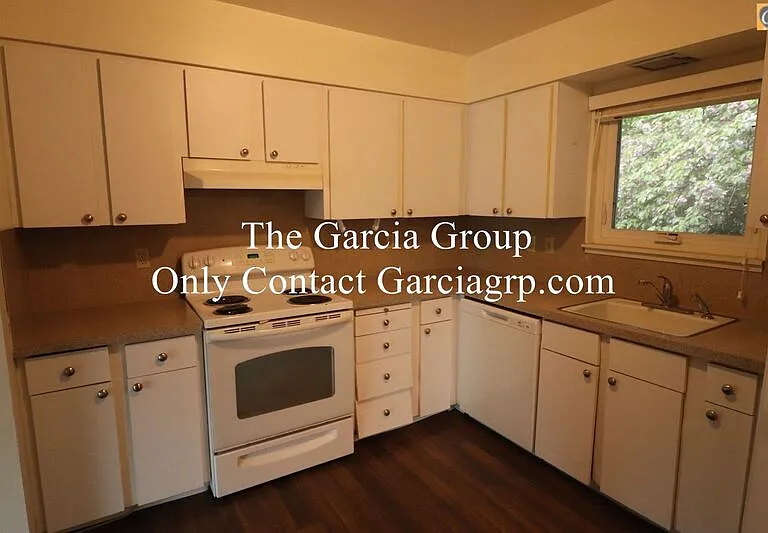 15205 SW 119th Ave — Photo 4