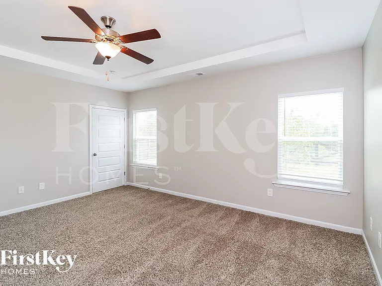 209 Prescott Cir — Photo 8