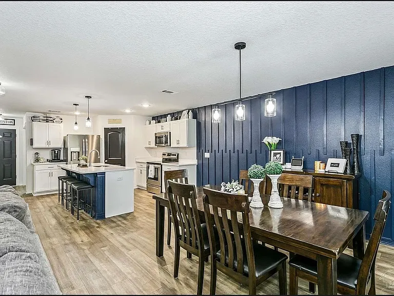 4884 Kensington Ln — Photo 18