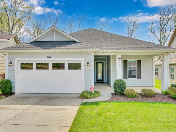 5563 Elk Knob Ct, Denver, NC 28037