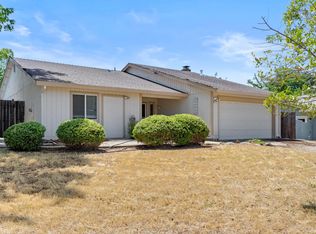 1447 Love Way, Auburn, CA 95603
