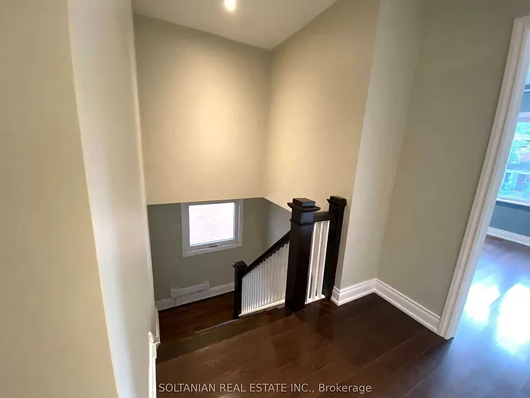 137 Colin Ave — Photo 27