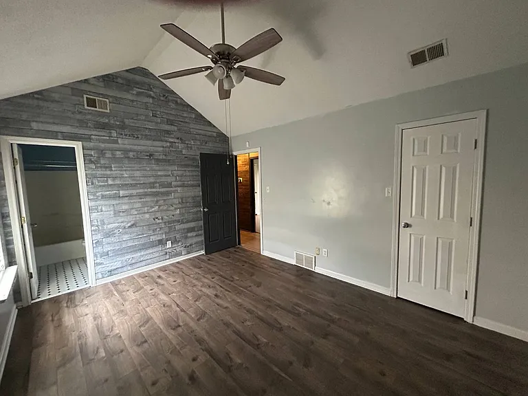 6823 Northknoll Cv — Photo 7