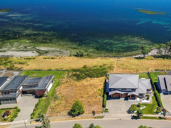 2nd image of 290 Connemara Rd