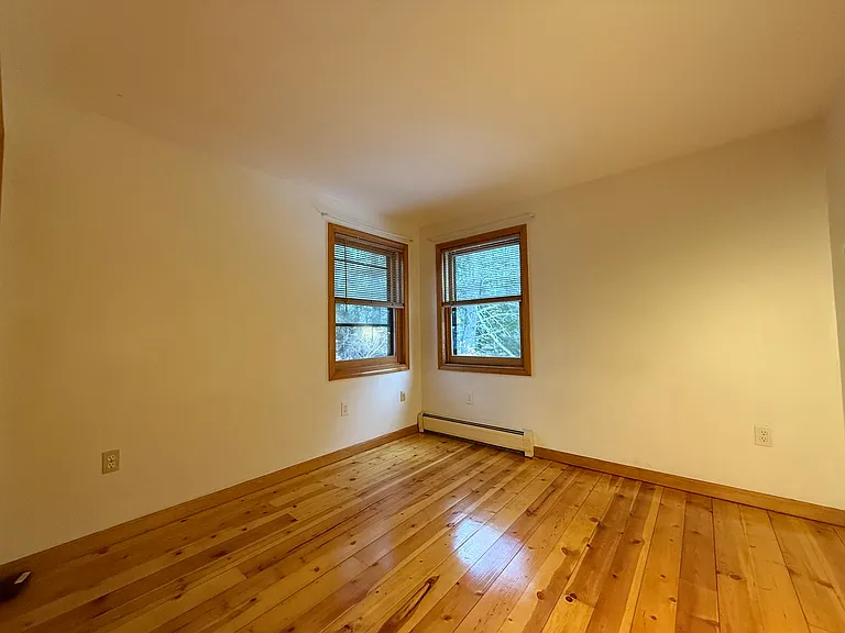 1418 Old Homestead Hwy — Photo 9