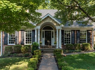 1527 Sylvan Way, Louisville, KY 40205