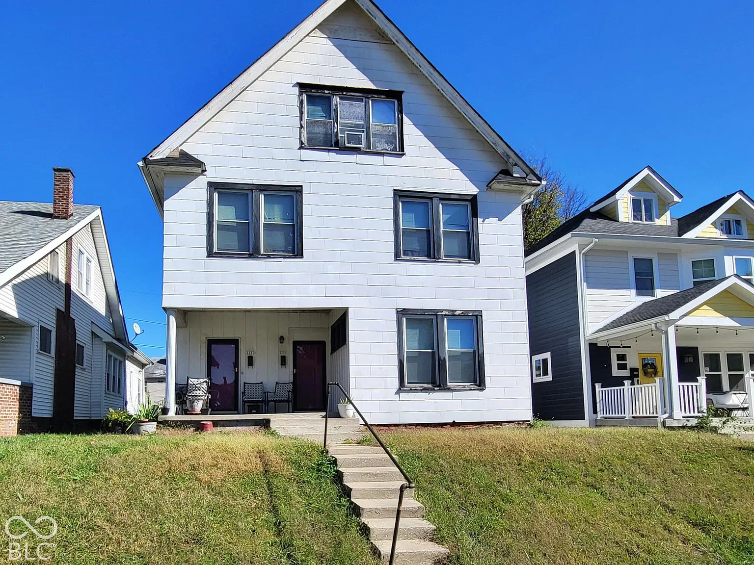 1 bed, 1.0 bath, 744 sqft, $1,050 — Photo 2