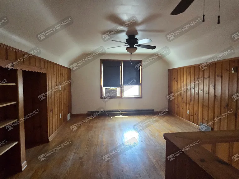 23745 Oak St — Photo 16