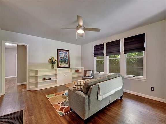 5th image of 4607 Evans Ave #A