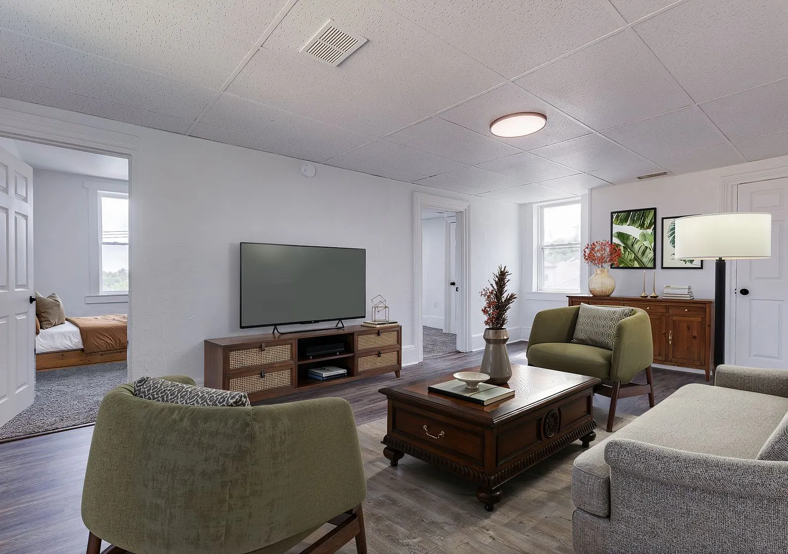 10 - 35 Mt Oliver — Photo 1