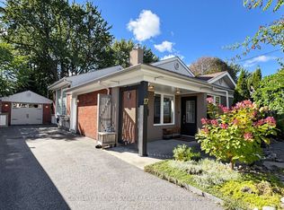 17 Kecala Rd, Toronto, ON M1P1K5