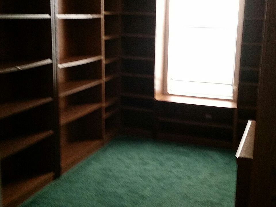 2nd image of 211 Jasper Dr