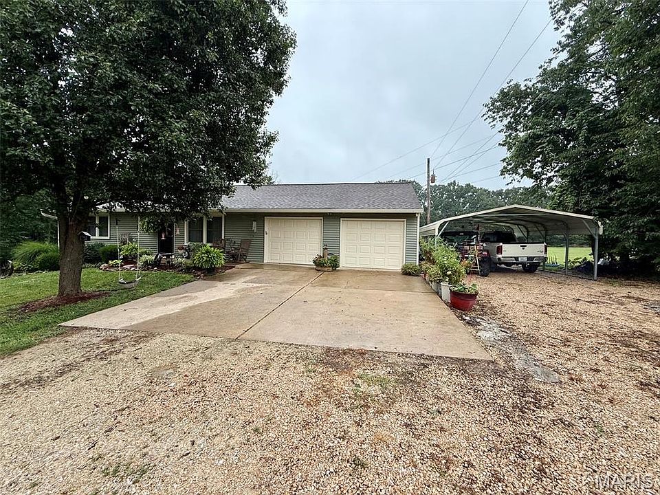 1st image of 66 Edith Dr