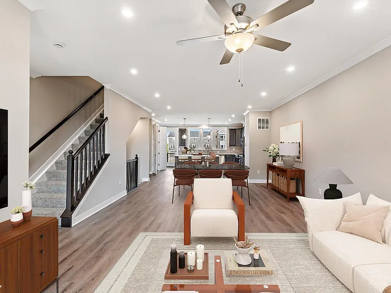 7254 Otley Dr — Photo 16