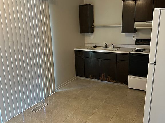 5th image of 104 Pine Haven Ct