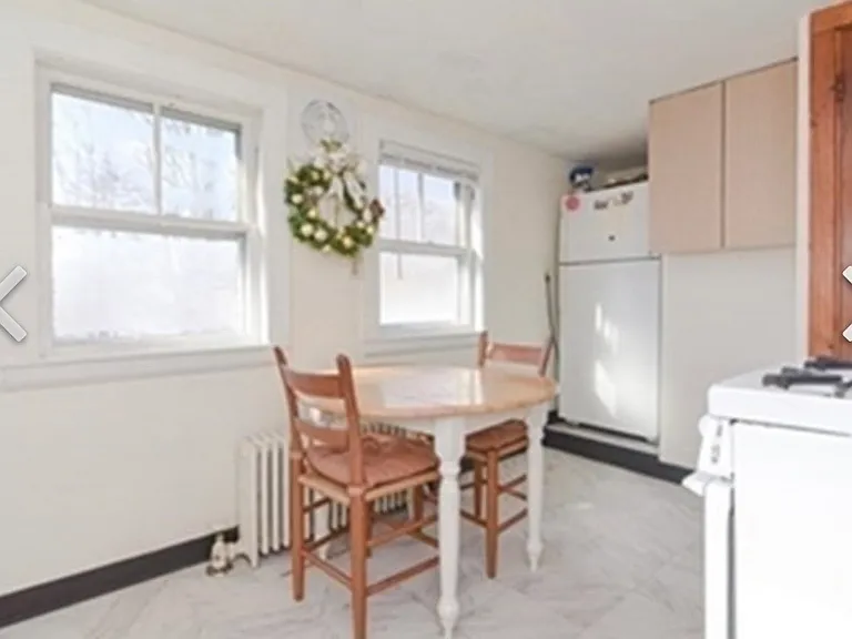 261 Park St #2 — Photo 4