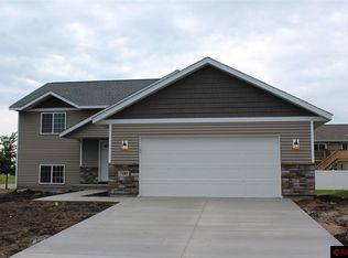 700 Mulligan St, Mankato, MN 56001