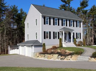 27 Pocksha Dr, Middleboro, MA 02346