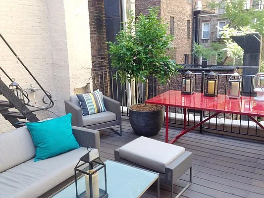 Rented by Bold New York | media 21