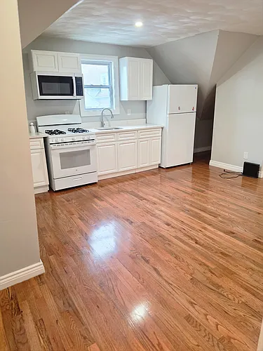 93 Ayrault St #3 Photo 1