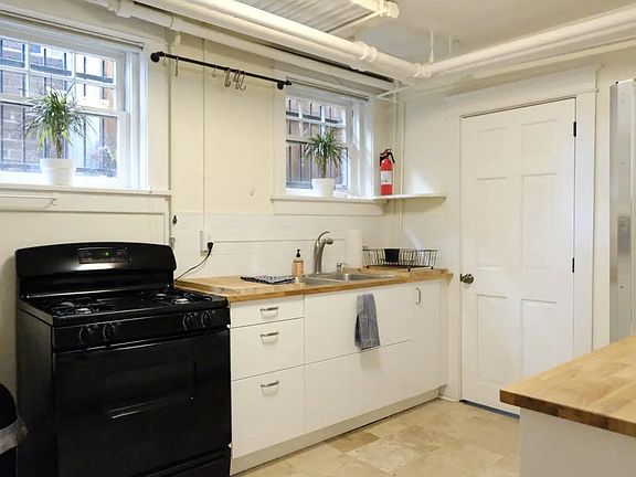 5th image of 636 N Williams St #2