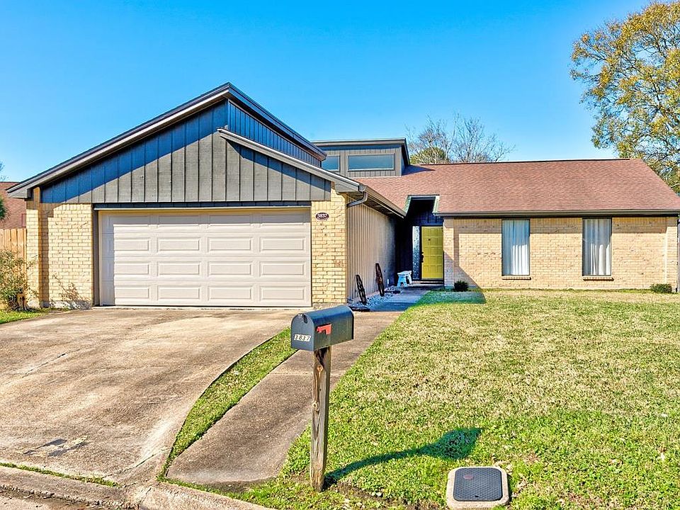 1st image of 3837 Hollow Bend Ct
