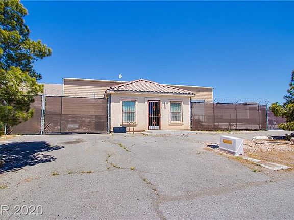 3rd image of 5460 Tolentino Dr