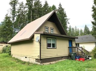 7855 Santa Fe Trl, Maple Falls, WA 98266