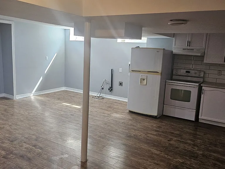 72 Willowbrook Dr #BASEMENT — Photo 6