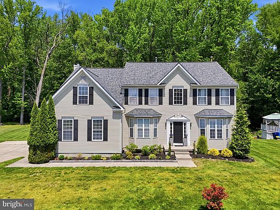 2nd image of 4 Taisley Ln
